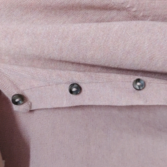 H&M Sweater/Cardigan - Picture 6 of 6